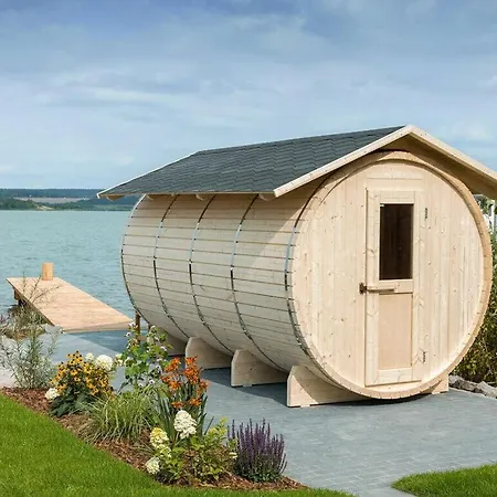 House In Reed 1 - 2